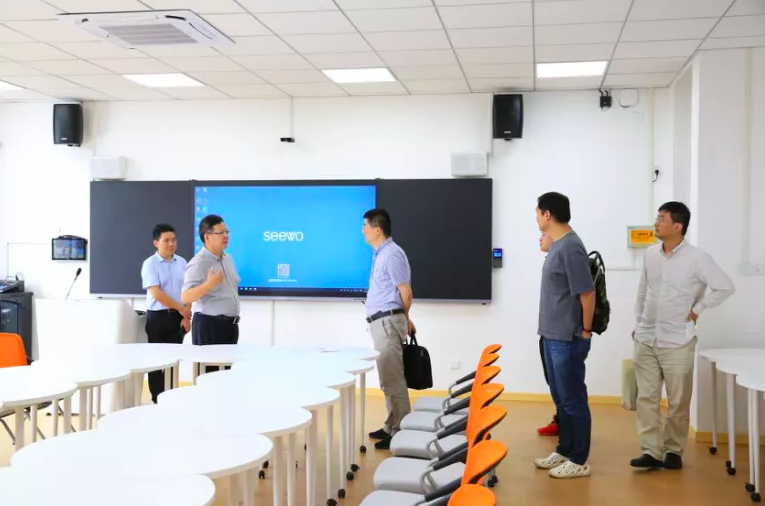 截屏2021-12-06 下午3.06.55.png